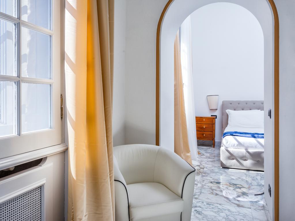 Queen Palace Suites Rome Buitenkant foto